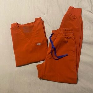 Figs Auburn Scrub Set